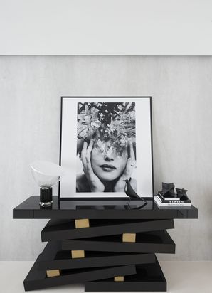 Interior N
